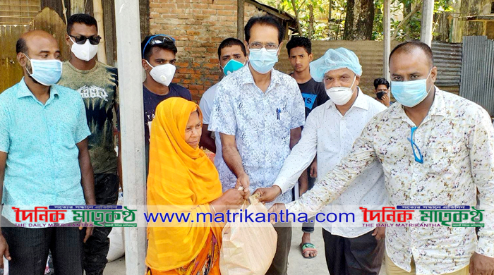 পাংশায় ভাইস চেয়ারম্যান জালাল বিশ্বাসের উদ্যোগে তৃতীয় ধাপে ত্রাণ সামগ্রী বিতরণ